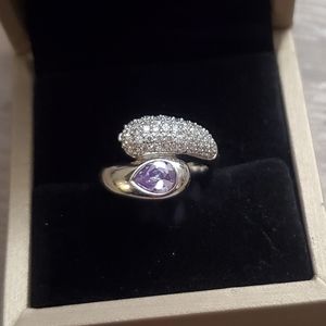 Unique gemstone ring